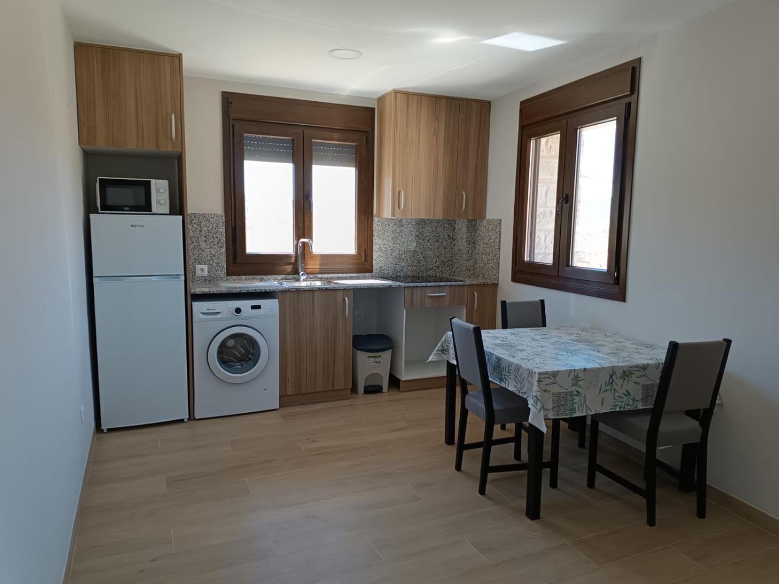 Apartamentos De Turismo Rural La Rocha Fortanete Buitenkant foto